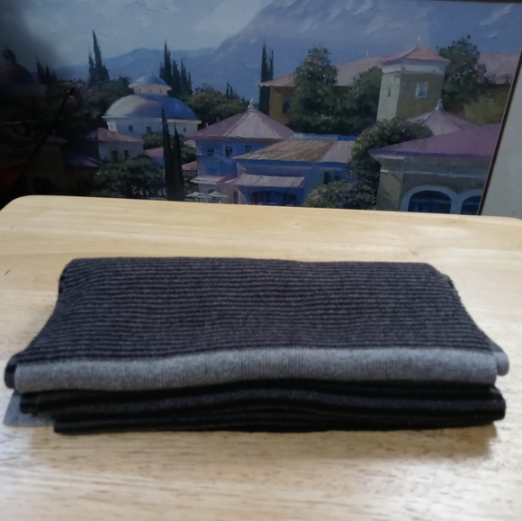 🌇🆕APT. 9 DESIGNER SCARF 10"×80"🛩🚂 - Picture 2 of 16